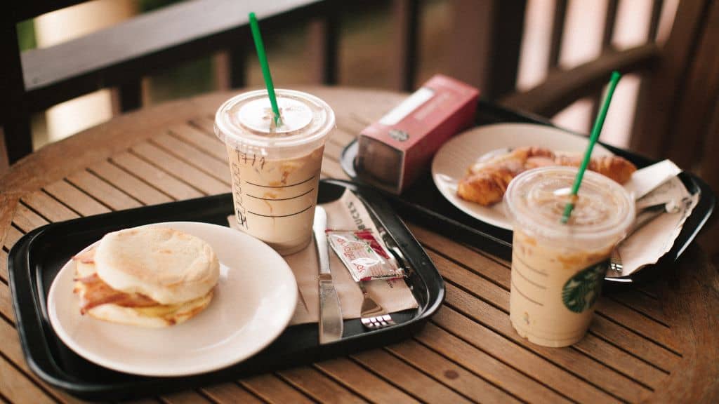 Starbucks Valentine's Day Drinks and pastries